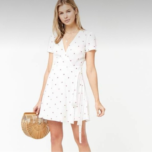 Forever 21 White Heart Print Wrap Mini Dress - Picture 1 of 3
